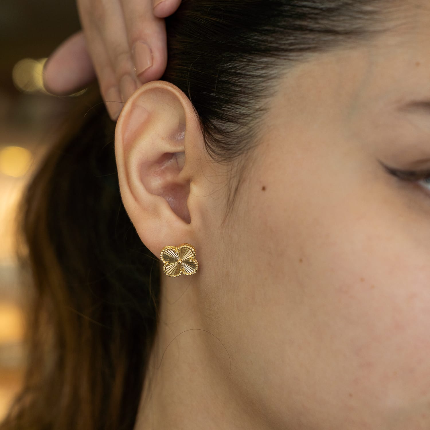 Aretes flor tendencia