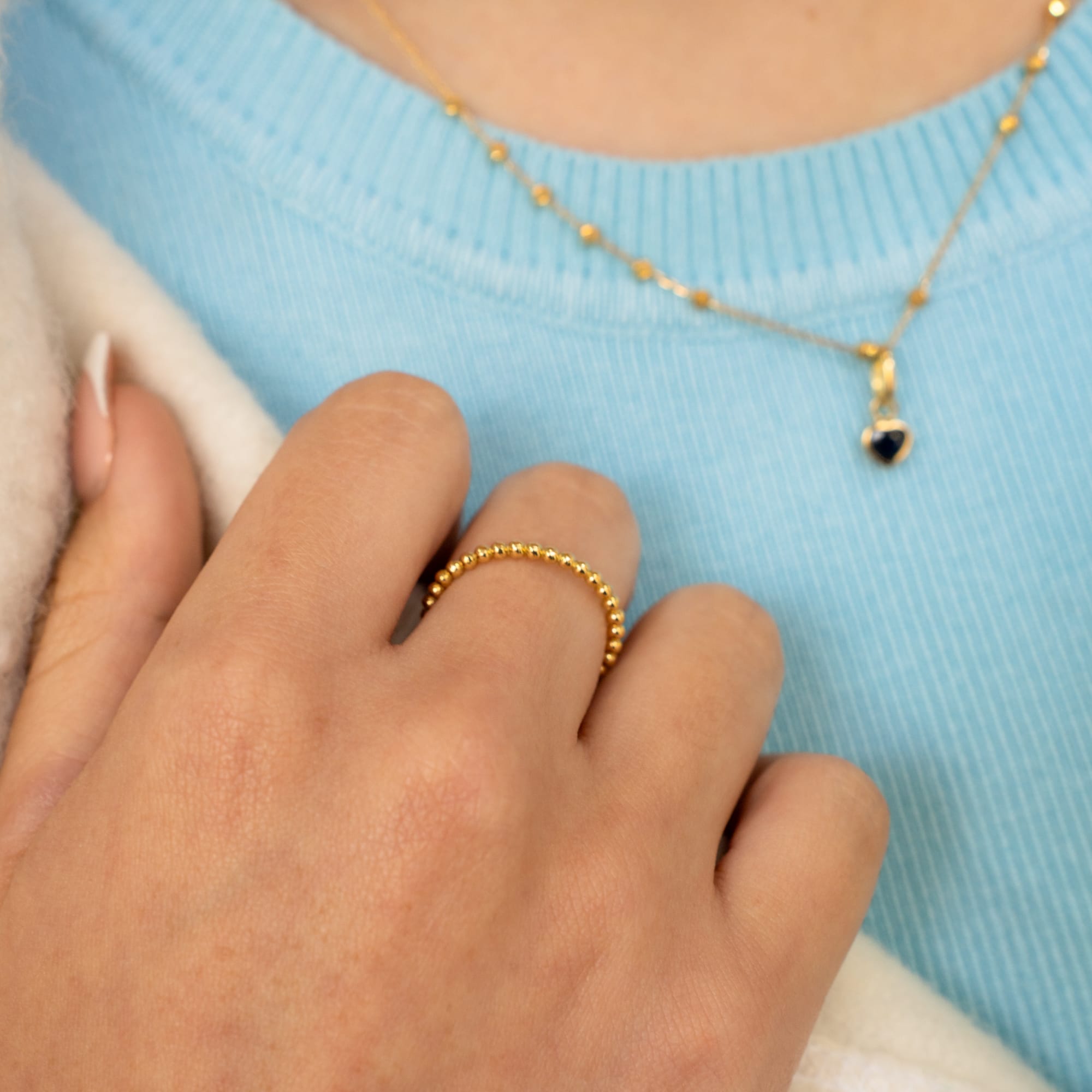Anillo bolitas