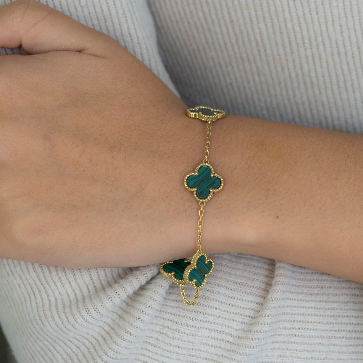 Pulsera flor tendencia