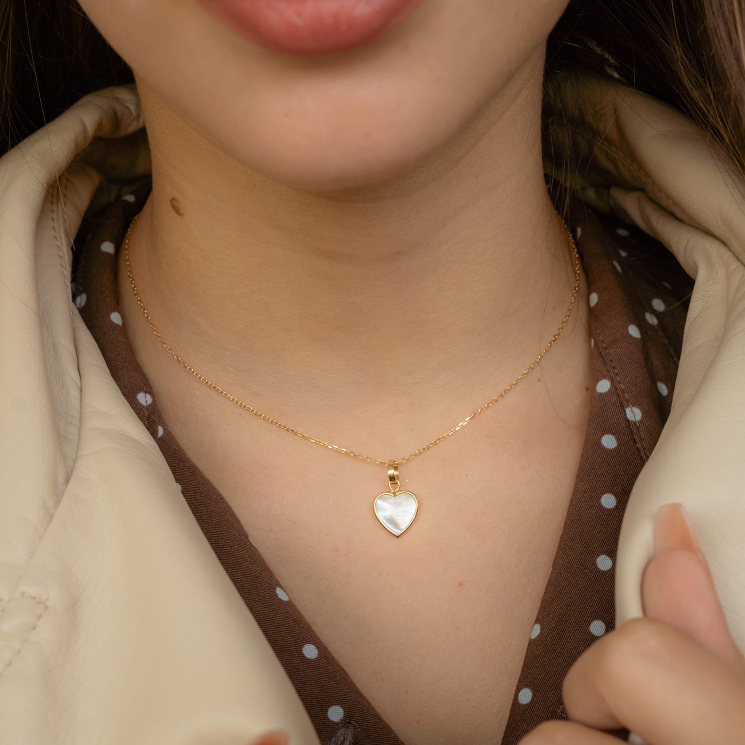 Collar corazón nácar